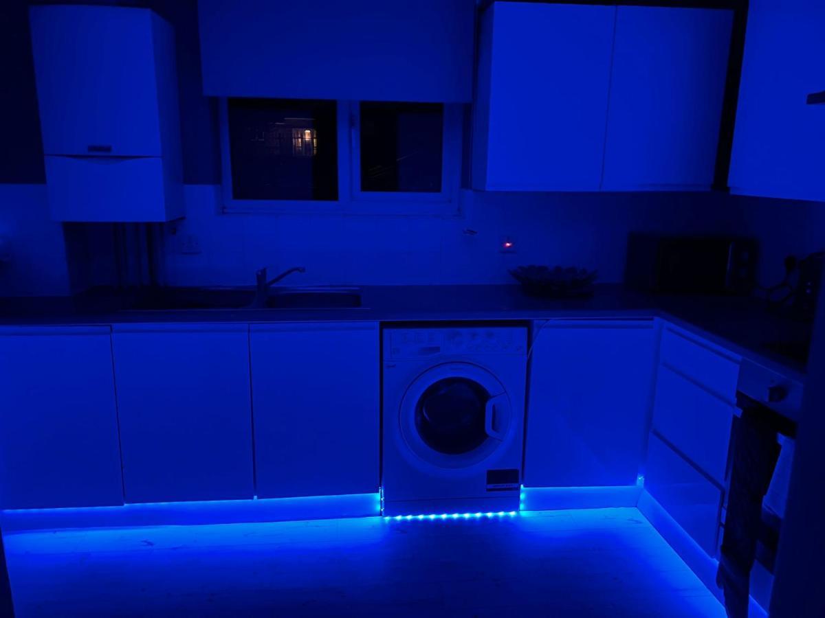 Lovely, Two Bedroom Apartment Central Location 伦敦 外观 照片