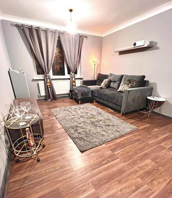 Lovely, Two Bedroom Apartment Central Location 伦敦 外观 照片